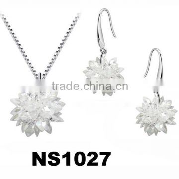 2014 latest design zircon snowflake necklace and earrings jewelry sets