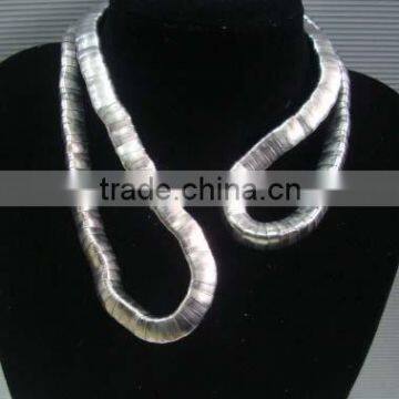 Flexible twist stainless steel necklace