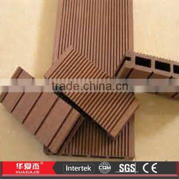 Weather-resistant WPC Wood Plastic Composite Decking Flooring