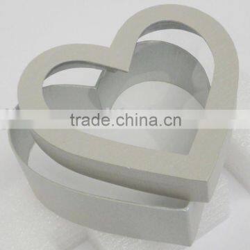 heart-shape paper gift box