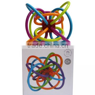 2016 Sensory Teether Activity Rings Baby Feeder Silicone Baby Teething Ring Mnahattan Toys