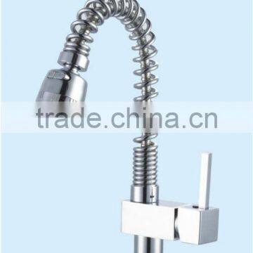 SPRING PULL-OUT KITCHEN FAUCET photo-2