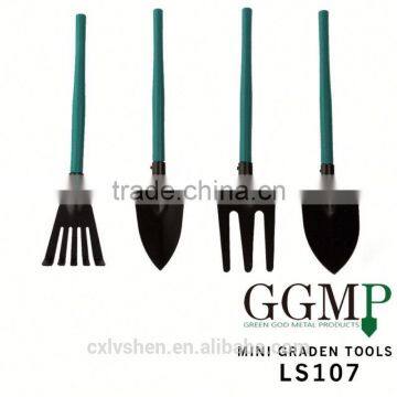 Hot sale plastic Woman garden rake