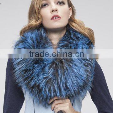 YR249 Luxury Look Geuine Raccoon Fur Snood Scarf and Shawl Two way