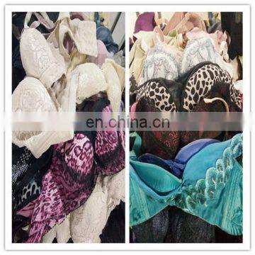 Big stock clean and fashinonable used bra on sale strapless and balconette bra