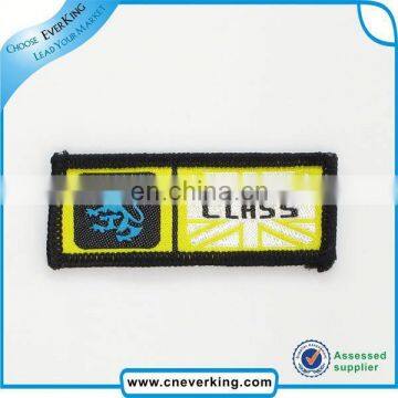 2017 Cheap embroidery patch back glue