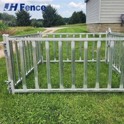 Paniers pour bétail à connexion rapide : Montage sans effort avec des poteaux standard qui fait gagner des heures de temps d'installation