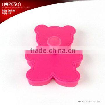 Hot sell newfangled plastic bear shape cookie cutter