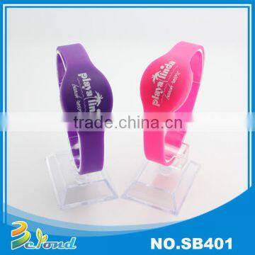 2016 Latest popular wholesale gift rfid silicone bracelet