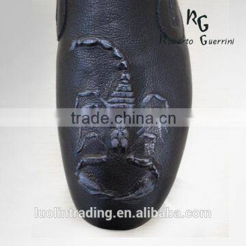 Mulyicolor Competitive Price Leisure Shoe for Men