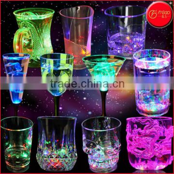 Hot sale LED flashing cup, light up glowing LED plastic cup, bar accessories and party