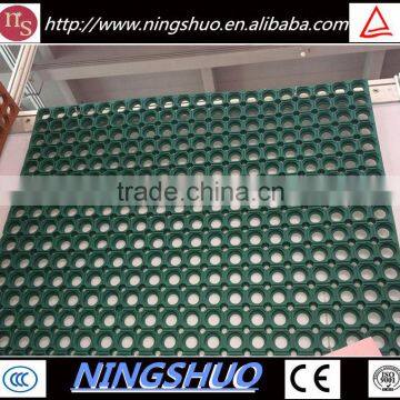 Grease proof and anti fatigue colorful rubber drainage kitchen mat