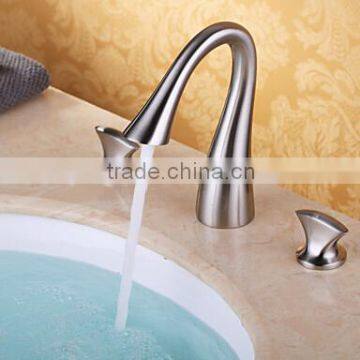 Swan Design ORB Widespread Basin Faucet photo-4