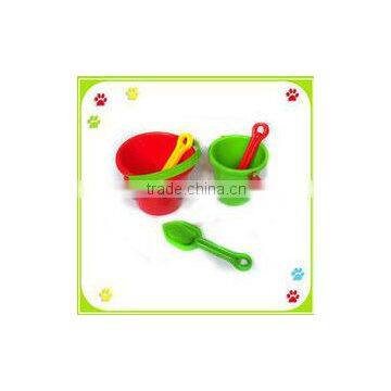 beach bucket and scoop