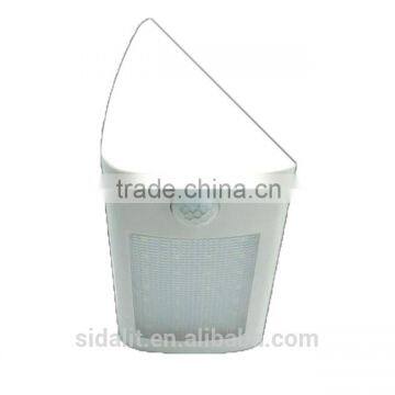 28 Led White Color Round Triangle Lampshade 2200mah Ni-MH Battery PIR Sensor + Light Control Solar Led Wall Light photo-4