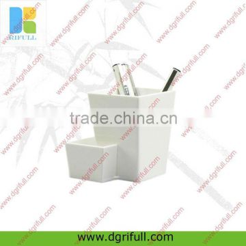 pure white double cup design silicone pen container