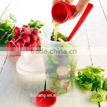 Wholesale BPA-Free plastic salad shaker /plastic salad cup with fork&dressing