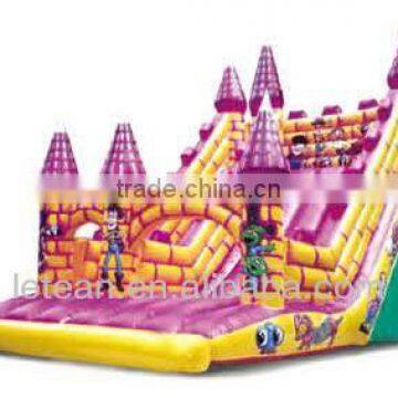 LT-2132C small titanic castle inflatable slide