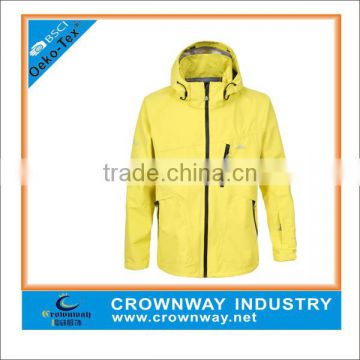 Custom Men Lightweight Running Jacket With 2.5 Layer Waterproof Lamination softshell jacket