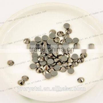 Round shape jet hematite color with silver foiling flat back rhinestone hot fix