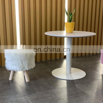 Customized beautiful snow white  faux fur round stool chair with wooden legs for living room