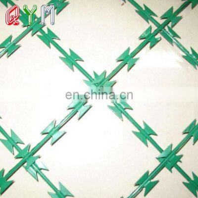 700mm Coil Diameter Concertina Razor Barbed Wire Prison Fence photo-4