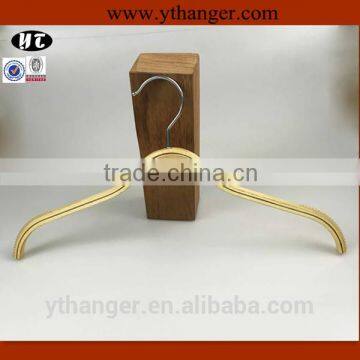 dispaly usage laminated wood clothes hanger