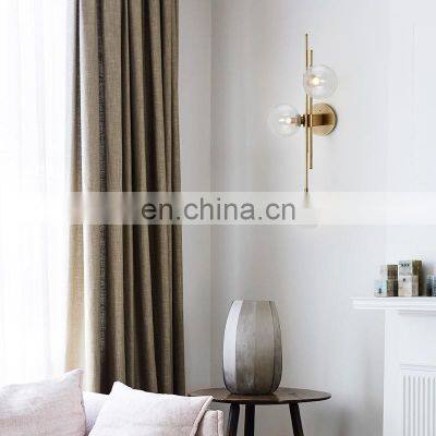 Скандинавский постмодернистский минималистичный креативный ночниковый настенный ламп-стена с тремя стеклянными головками для спальни photo-3