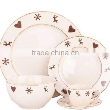 2015 hot sale ceramic colorful stoneware christmas dinnerware setchristmas fine porcelain 16pcs chinaware