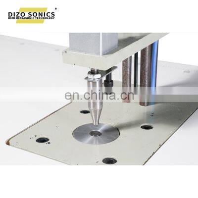 Ultrasonic Mask Ear-loop Welding Spot Machine / Ultrasonic 35k Spot Welding Automatic for PP PC Plastic Box/ Plastic Sheet photo-4