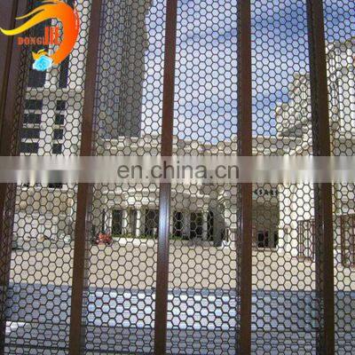 Perforated Metal Mesh Punched Steel Sheet With PVC Treatment photo-4