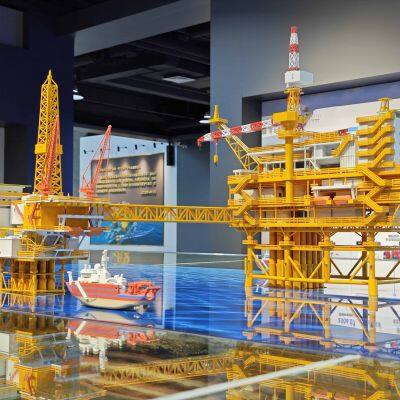 Offshore oil model making factory