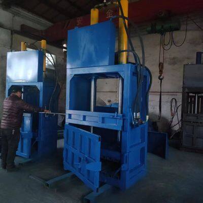 Новая полуавтоматическая вертикальная гидравлическая упаковочная машина для сжатия шин, а также для картонных коробок, бутылок, банок, пленочных пакетов, одежды и кейсов photo-5