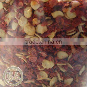 With Seeds 25%, Moisture 12%max, Crushed Chilli photo-2