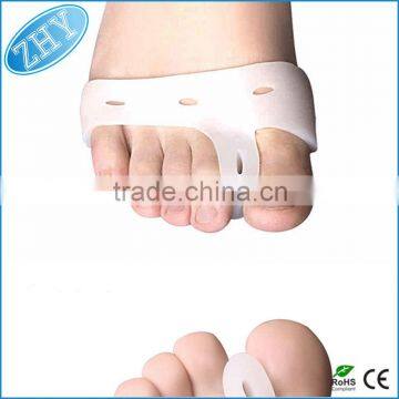 New Products 2016 Gel toe Stretcher Silicone Toe Separato