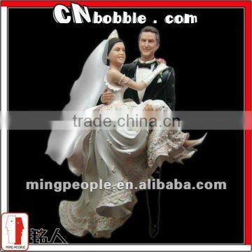 Wedding couple figurine