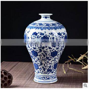 Jingdezhen China antique blue and white custom made flower vase for wholesale                        
                                                                                Supplier's Choice