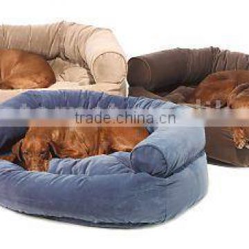 Luxury Pet Sofa with different sizes and colors