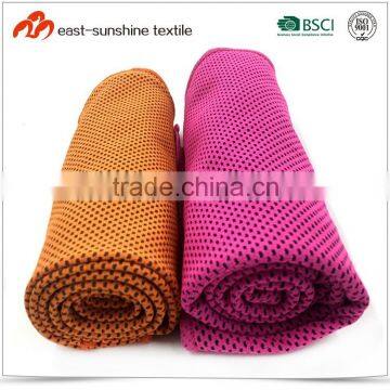 Freezing Feel Towel Against High Temperature