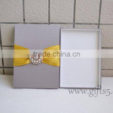 Custom Handmade Luxury Wedding Invitation Boxes for Sale photo-3