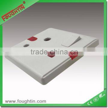 15A Africa Socket With 1gang Switch and Indicator Light Electric Wall Switch