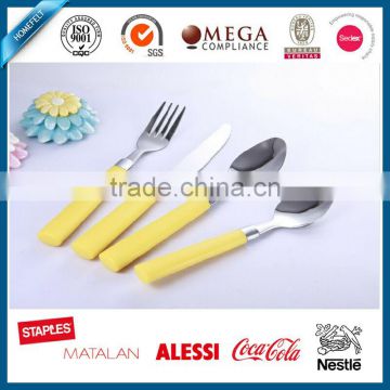 4-piece Plastic Handle Cutlery Set with Various Color