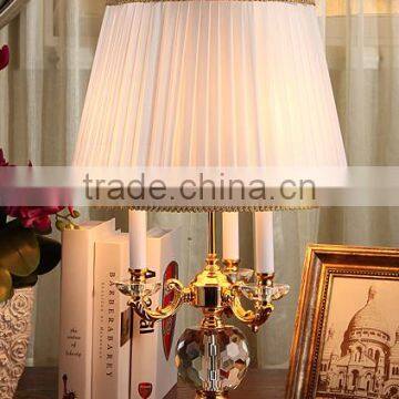 Concise Design K9 Clear Crystal Apple Shape Lamp Body Three Candles Table Lamp photo-2