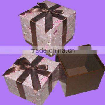 Perfume gift box with bow tie