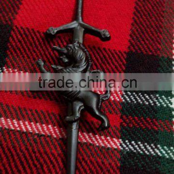 Scottish Rampart Lion Kilt Pin In Black Finished Made Of Brass Material