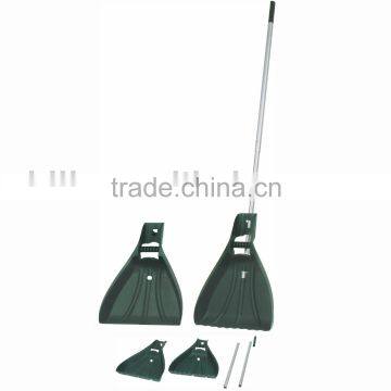 Plastic leaf rake