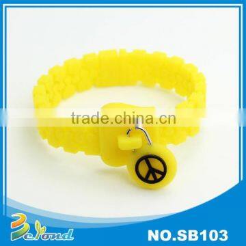 Custom personalized wholesale silicone bracelets