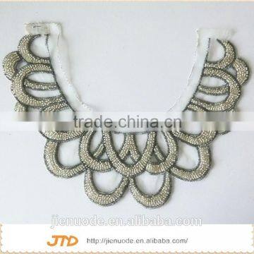 Wholesale Customed Design Beaded Neck Patch Design