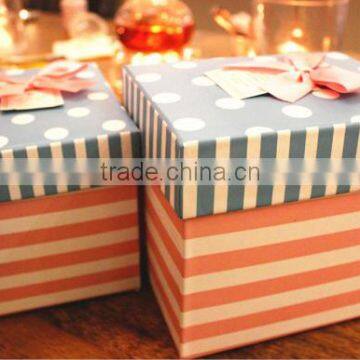 customized paper box packaging/gift cardboard box with ribbon