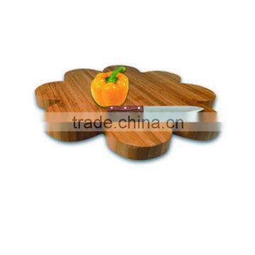 Flower shape bamboo cutting board shape